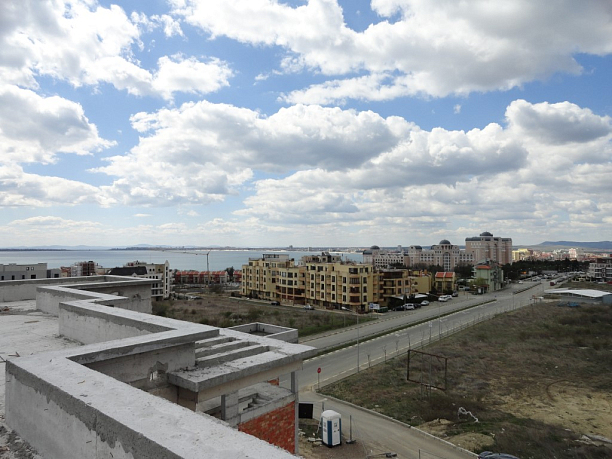 Фото 3 - Торгово-жилой комплекс в Болгарии, г. Святой Влас