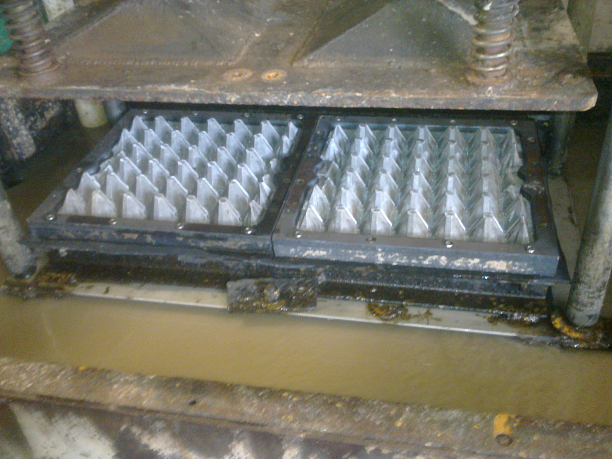 Photo 1 - Виробництво прокладки на 30 яєць з макулатури.