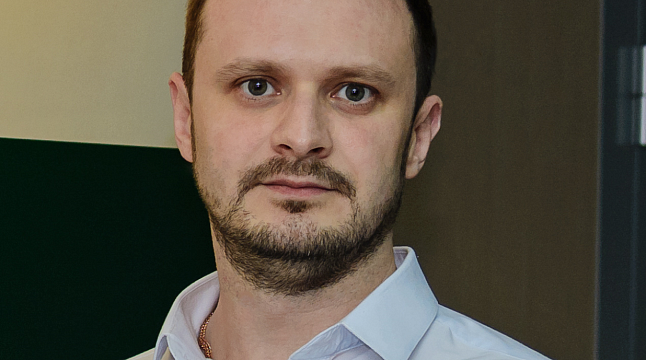 Дмитрий Смолинец