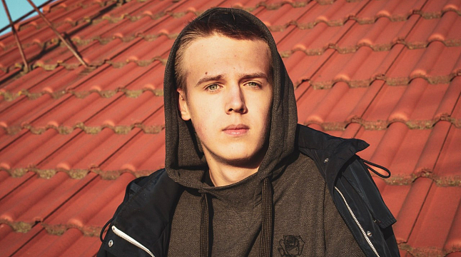 Илья Калашников